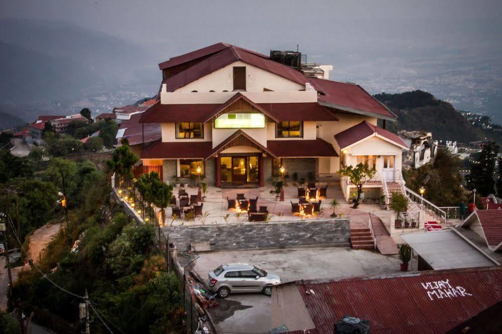 One Earth Royale Boutique Hotel Мусори Екстериор снимка