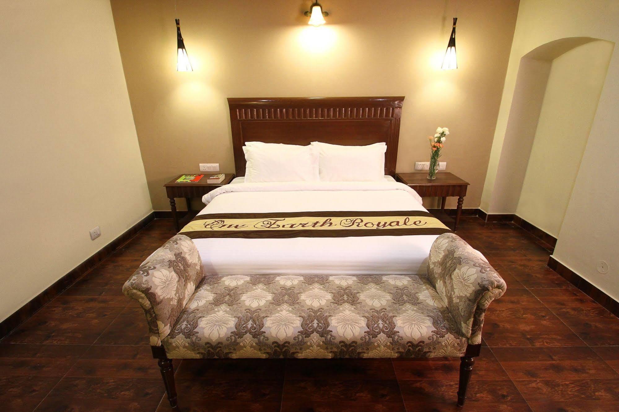One Earth Royale Boutique Hotel Мусори Екстериор снимка